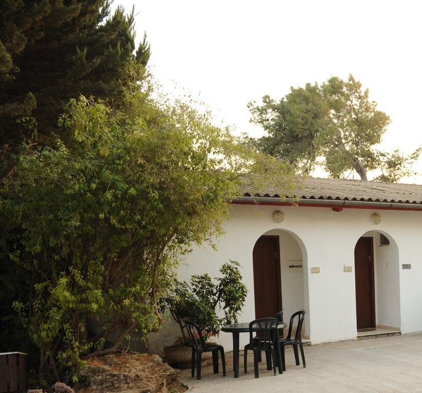 Ein Zurim Guest House 'En Zurim Exteriör bild
